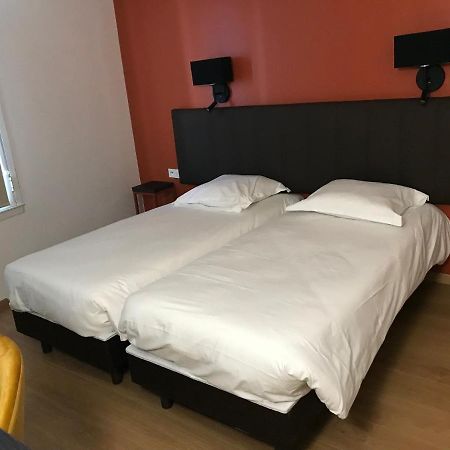 Hotel Amaya Ambares-et-Lagrave Luaran gambar
