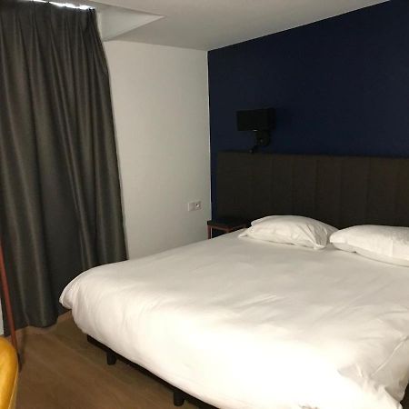 Hotel Amaya Ambares-et-Lagrave Luaran gambar